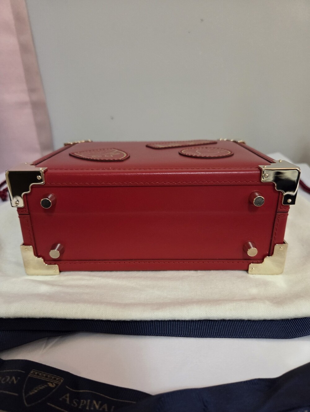 ASPINAL OF LONDON MINI RED TRUNK BAG - Picture 5 of 9